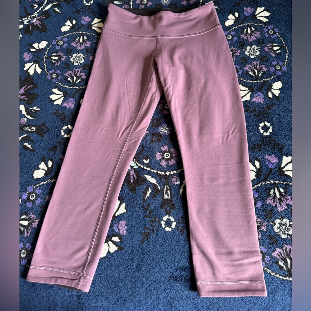 LuluLemon Size 4 Leggings!